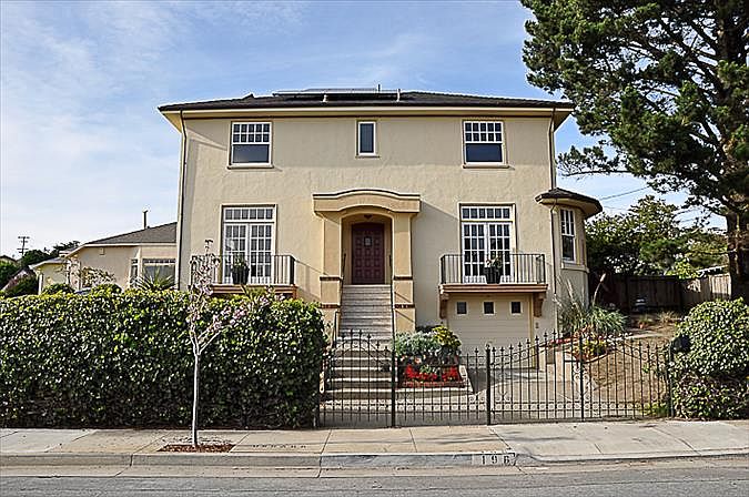 1st image of 196 Urbano Dr