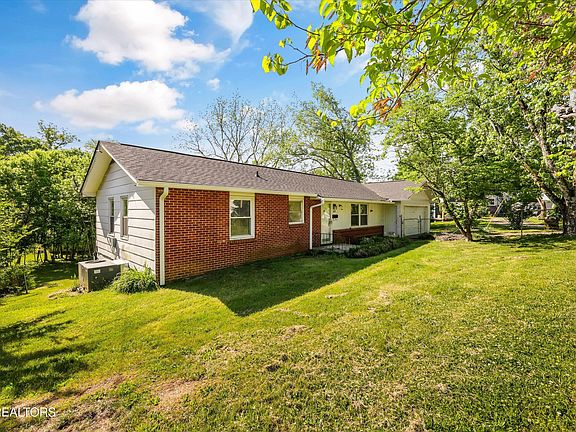 2nd image of 619 Robertsville Rd