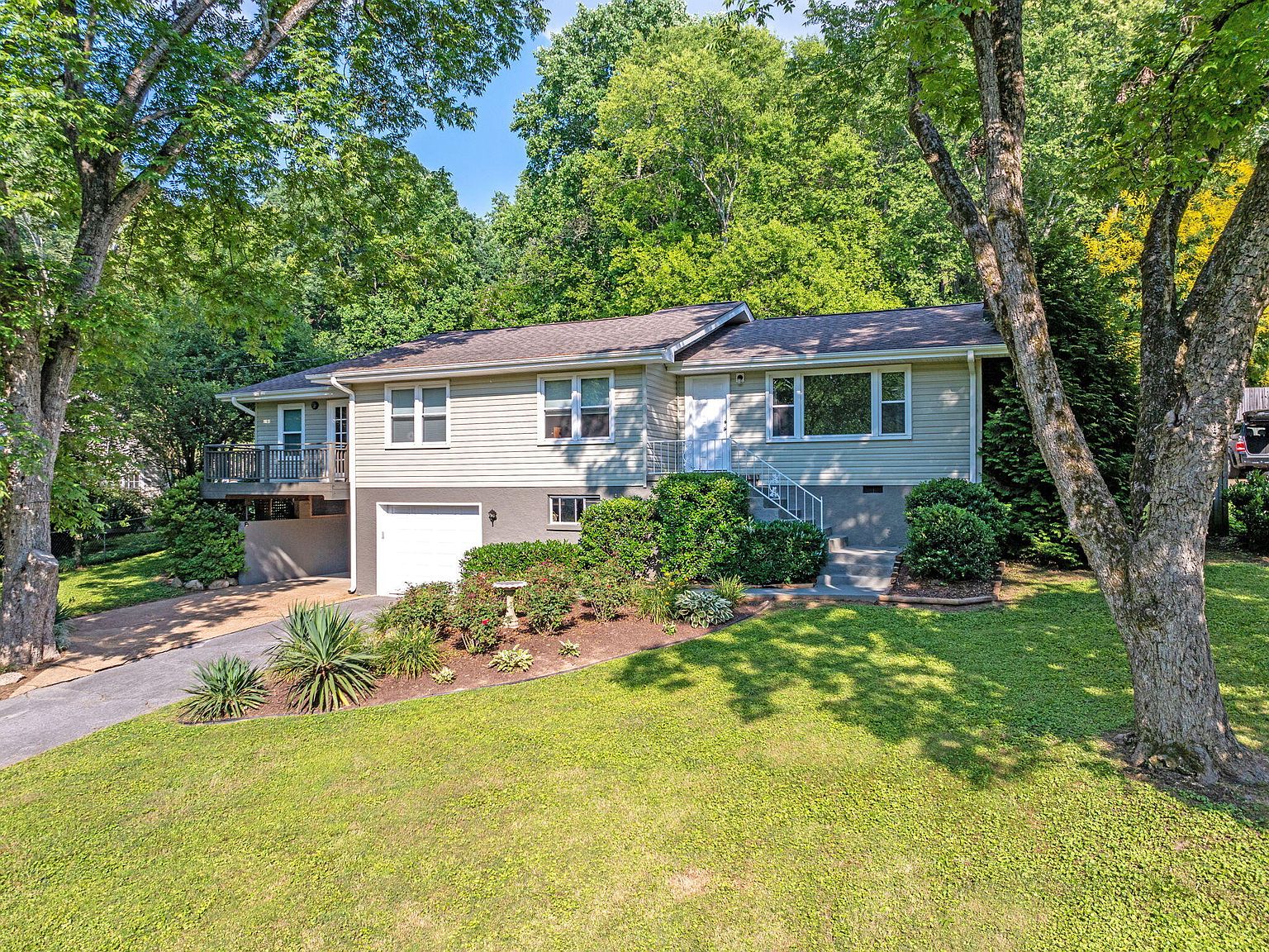2604 Ashmore Ave, Chattanooga, TN 37415 Zillow