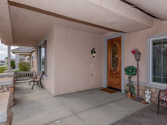 2nd image of 1878 W Columbia Way