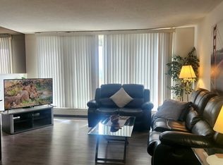 4902 37th St #1111, Red Deer, AB T4N6M9