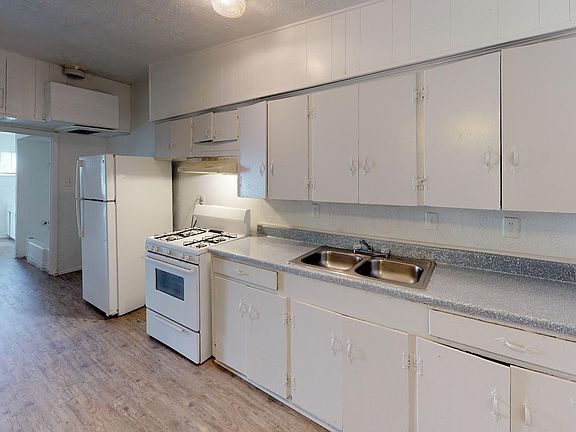 3rd image of 800 N Marsalis Ave APT 202