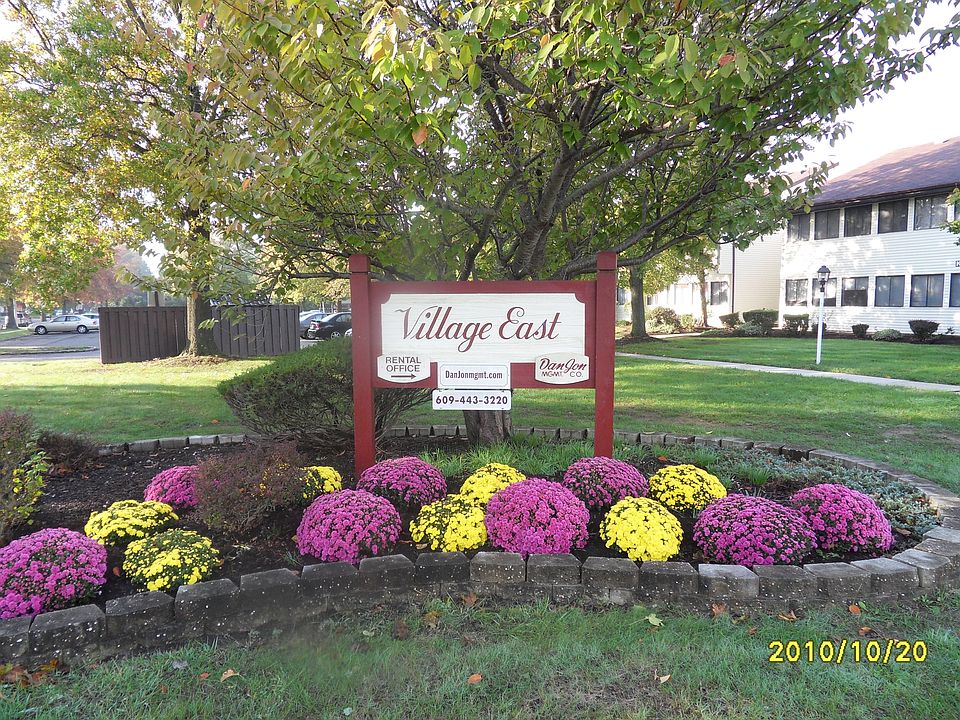 2nd image of 661 Abbington Dr APT K8