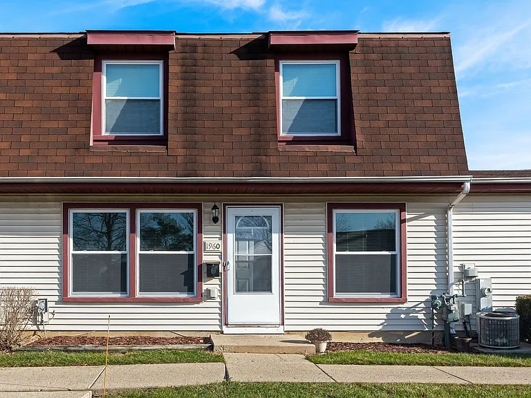 1960 Liberty Pl — Photo 15
