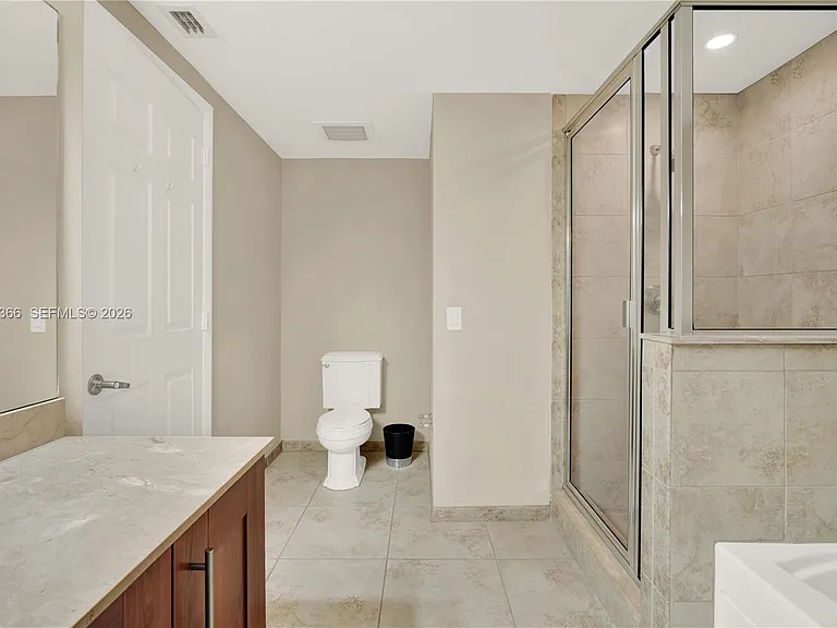 1300 Ponce De Leon Blvd #703 — Photo 42