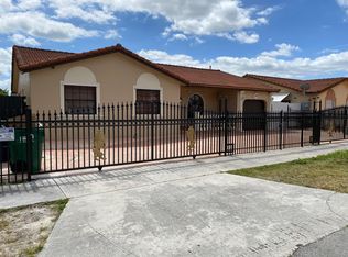 14542 SW 172nd Ln, Miami, FL 33177