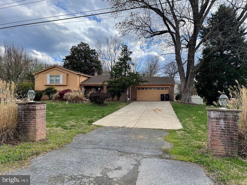 1st image of 912 Pocahontas Dr