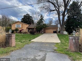 912 Pocahontas Dr, Fort Washington, MD 20744