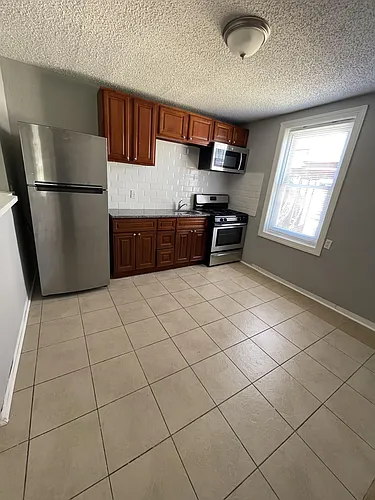 4628 Penn St #3 Photo 1