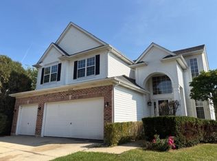 4827 W Pebble Beach Dr, Wadsworth, IL 60083