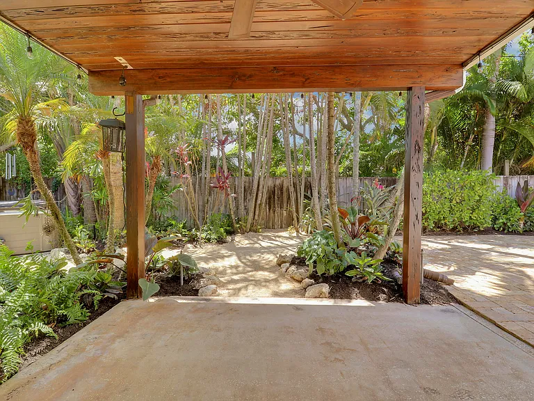 19931 Jasmine Dr — Photo 6