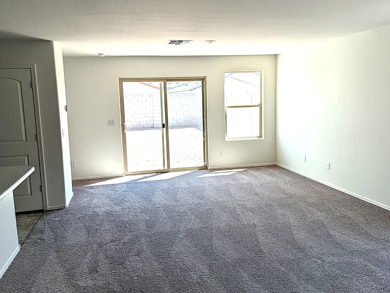 1355 W Pinkley Way — Photo 12