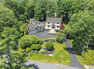 4 Ledge Road, Cumberland, ME 04110