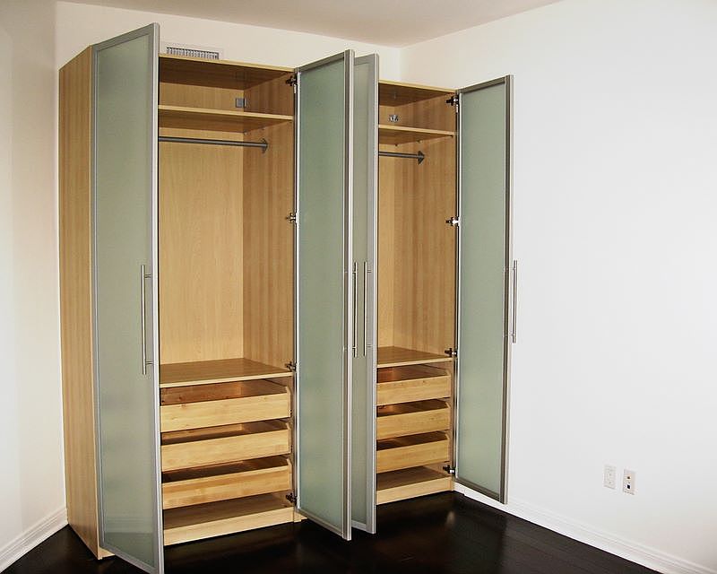 1st image of 1148 N Clark St APT 7
