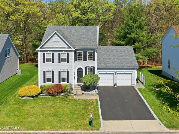 16 Samantha Drive, Morganville, NJ 07751