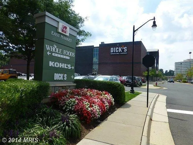 4490 Market Commons Dr #507 — Photo 13