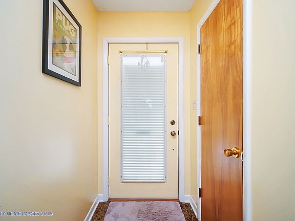 3rd image of 2502 Glenwood Ave