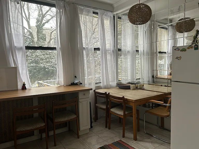 486 State St #1 — Photo 13