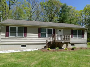 123 Pine Dr, Shohola, PA 18458