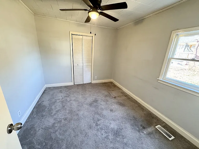 109 Riley St — Photo 6