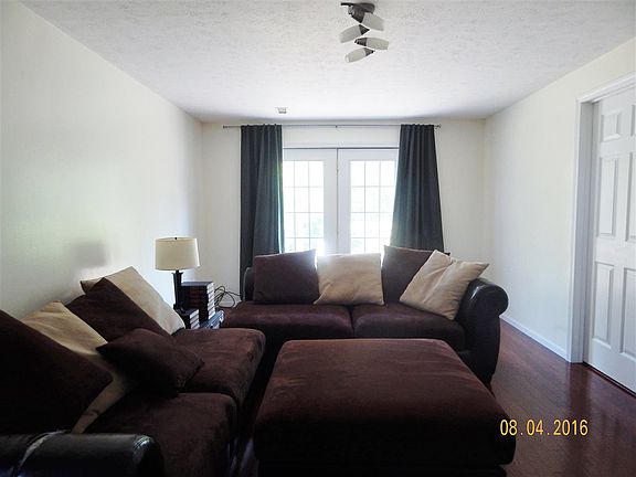 4th image of 52340 Country Acres Dr