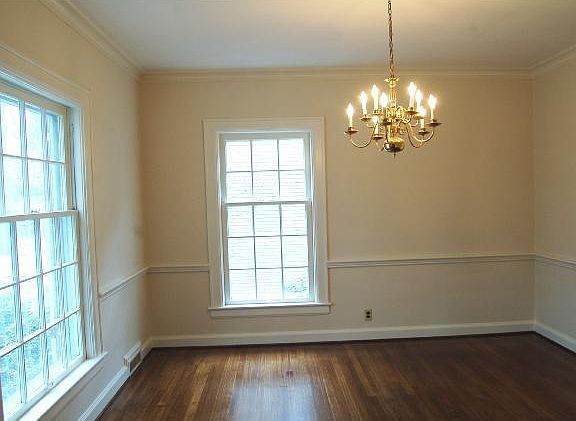 4th image of 5695 N Central Ave