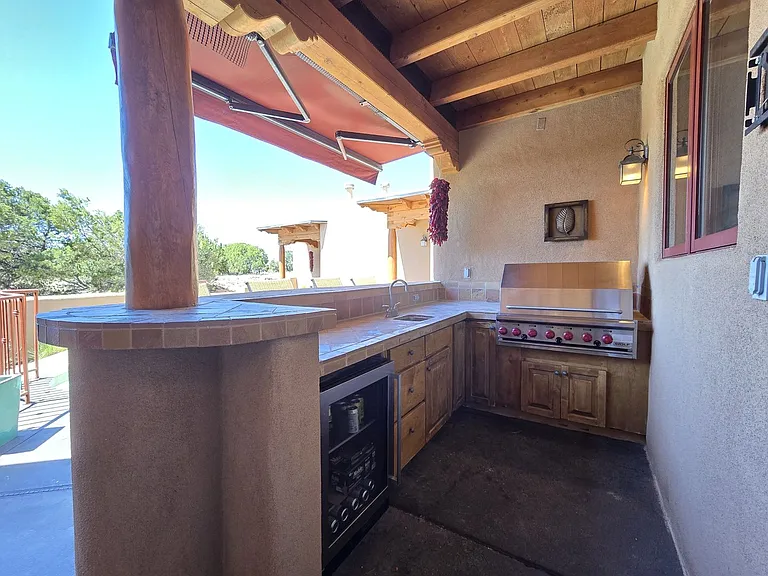 4 Bishops Dome Rd — Photo 36