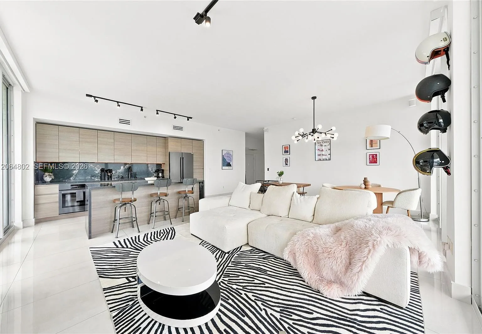 Two Midtown Miami Condo — Photo 4