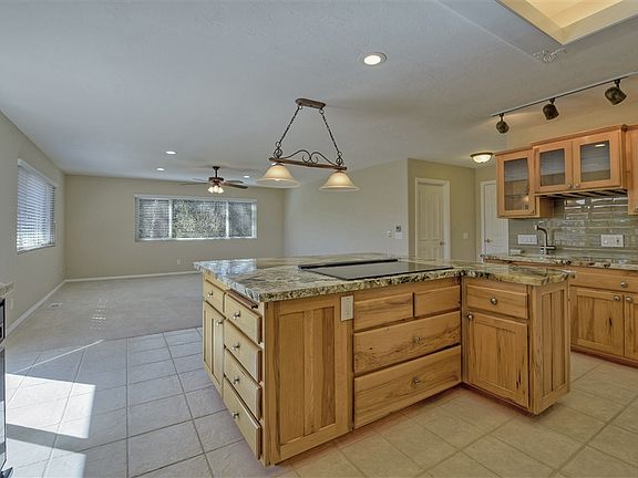 4th image of 2631 Loma Vista Dr