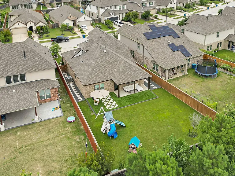 18639 Rock Quarry Trl — Photo 29