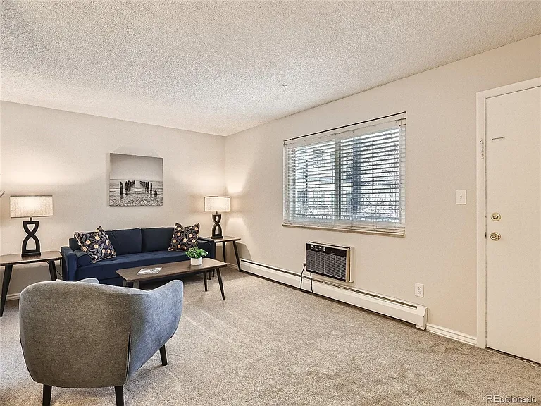 all floors are laminate now - not carpet