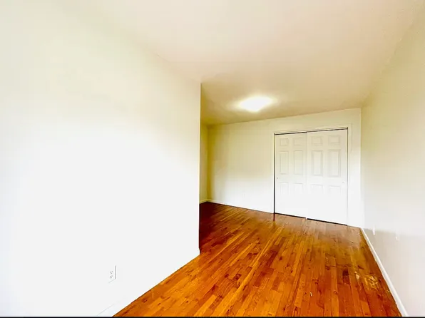 112 Vanderveer Street image 6 of 10