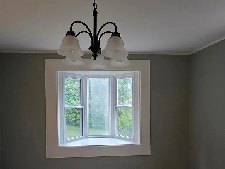 112 Joyce Ave — Photo 8