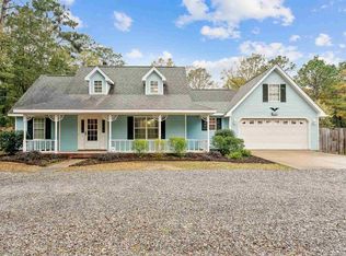 6137 Panther Dr, Milton, FL 32570