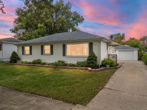 8208 Grace Pl, Highland, IN 46322