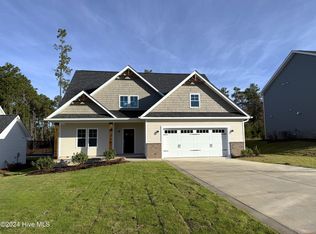 183 Rough Ridge Trl, Aberdeen, NC 28315