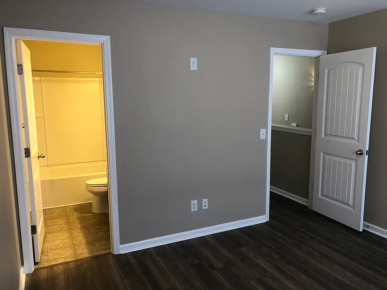121 Shadow Creek Cv — Photo 11
