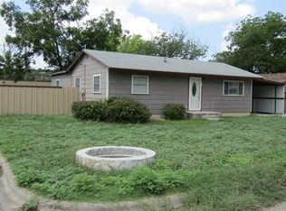 612 Orient Ave, Sonora, TX 76950