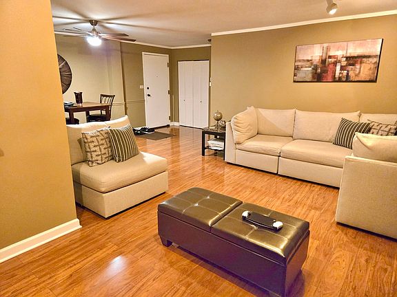5th image of 18400 Cherry Creek Dr APT 409