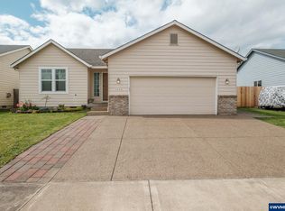 1444 S 6th St, Independence, OR 97351