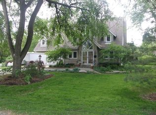 802 Glenshire Rd, Glenview, IL 60025