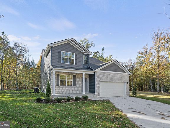 2nd image of 153 Briar Creek Cir
