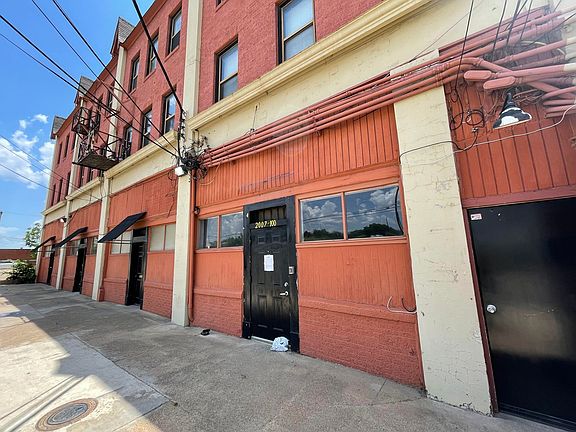 3rd image of 2001-2013 S Ervay St #2007-301
