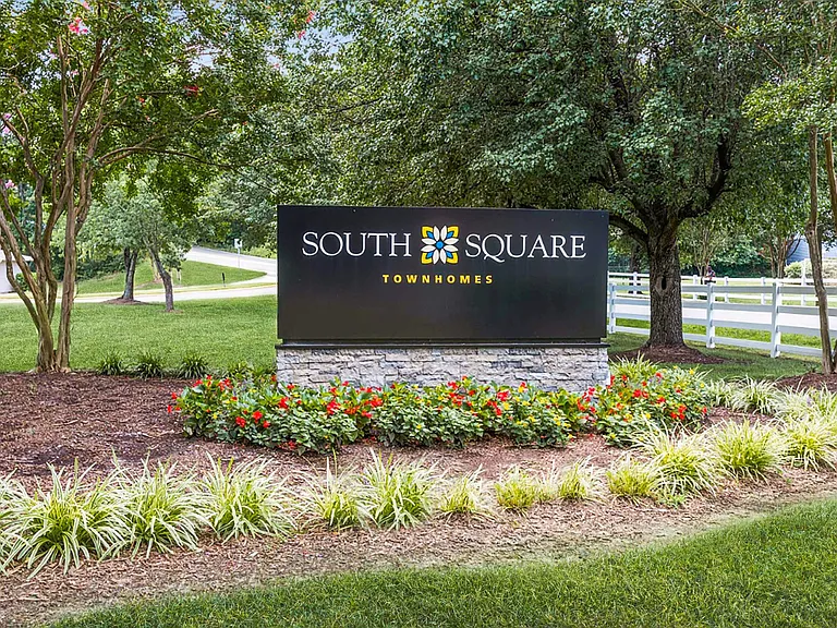 South Square Townhomes — Photo 29