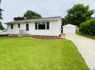 205 Elm St, Williamsburg, IA