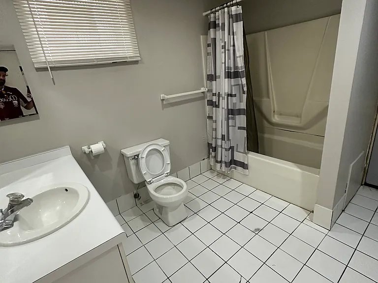3369 N Bartlett Ave — Photo 16