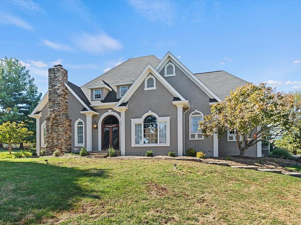 1st image of 709 Wexford Way