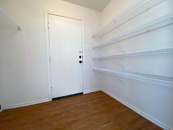 4th image of 3215 Northwest Blvd
