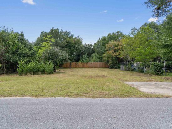 305 Iona St, Perdido Key, FL 32507