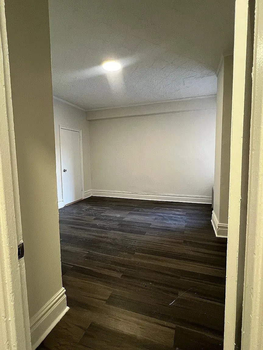 Cozy 2 Bed, 1 Bath Unit in East Orange | Available 9/15/2026 | $2100/mo — Photo 3